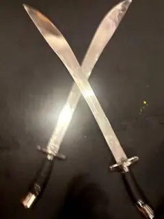 中国武術 南刀 ジュラルミン製 傷有 音鳴り 南拳 大会用 演武 カンフー 中国武術 南刀 ジュラルミン製 傷有 音鳴り 南拳 大会用 演武 カンフー