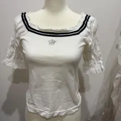Emily Temple cute 半袖カットソー ホワイト　王冠刺繍のサムネイル