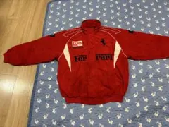 Ferrari 赤 ジャケット ナイロン　　ファスナーの取っ手なし　汚れあり。