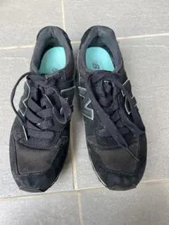 New Balance ブラック スニーカー　23.5センチ