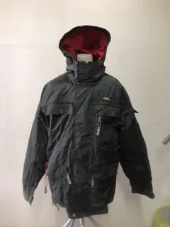 X-nixのスノーボードウェア