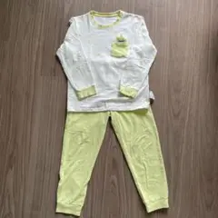 ユニクロ　長袖パジャマ120
