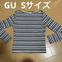 GUネイビーとホワイトのストライプボートネック　長袖Tシャツ