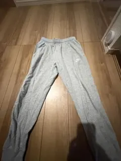 Nike グレー ジョガーパンツ