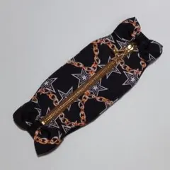 ファスナー付ペンケース 黒地 星柄