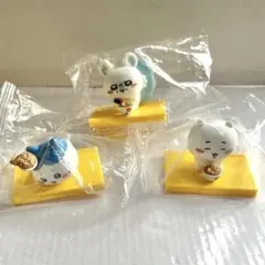 《未使用》「松屋 ちいかわの鬼辛カレー」 オリジナルフィギュア 3種