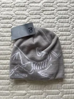 新品 ARC'TERYX ニット帽 ビーニー010