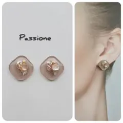 【一点物】シェル＆ゴールド メタリックゴールドスクエア ピアス/イヤリング