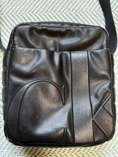 Calvin Klein ショルダーバッグのサムネイル