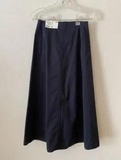 UNIQLO ネイビー　コットンフレアミディスカート