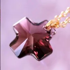 スワロフスキー　クロスネックレス　オールステンレス バーガンディー　１８金加工