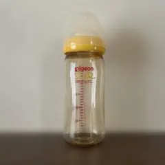 哺乳瓶 ピジョン