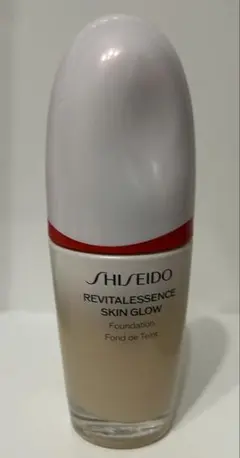 SHISEIDO 資生堂リバイタルエッセンススキングロウファンデーション　130