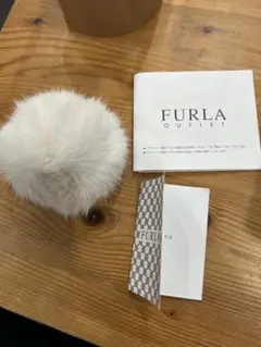 FURLA ベージュファー　キーホルダー