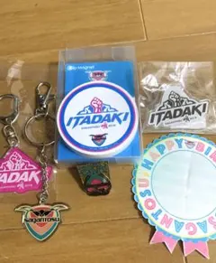 GADORO】ZEPP TOUR「HOME」会場限定 公式グッズ ガチャ - メルカリ