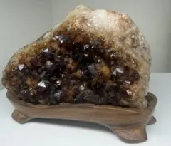 鑑賞石　ブラジル　シトリン（黄水晶）　木製台座付き