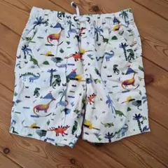 恐竜柄ハーフパンツ