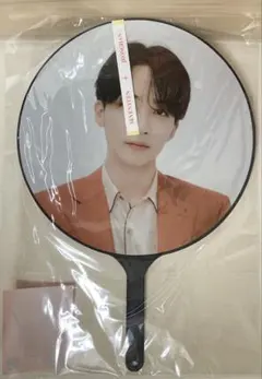 2025年最新】seventeen うちわ be the sunの人気アイテム - メルカリ