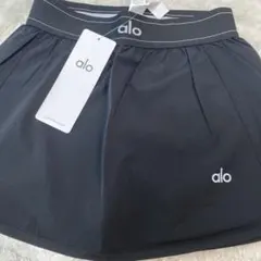 【新品】Alo* ブラック テニススカート インナーショーツ付 黒Lサイズのサムネイル