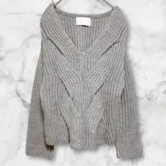 フーズフーチコ ＊ ニット セーター ショート丈 編み込み 個性的 グレー 冬