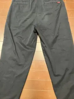 Levi's プレミアム チノパン