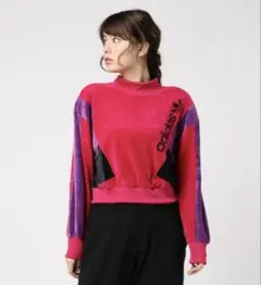 【極美品】アディダスオリジナル　ショート丈　スウェット