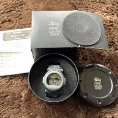 ステューシー　CASIO コラボ時計のサムネイル
