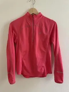 Nike ハーフジップ トップス ピンク