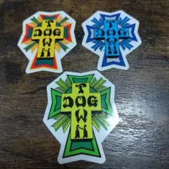 (約縦5.5cm横4.1cm)Dogtown ドッグタウン ステッカー