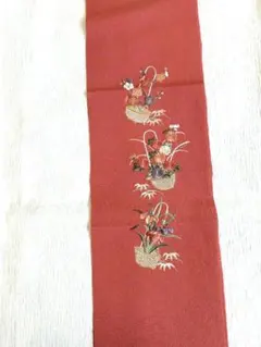 赤 花柄刺繍 半襟