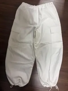 Boooomerang ホワイトカーゴパンツ