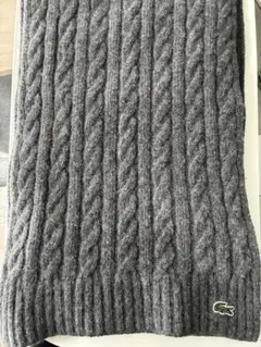 美品　LACOSTE マフラーのサムネイル