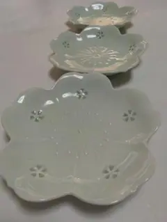 有田焼　　京　ほたる焼 透かし彫り　小皿　3枚
