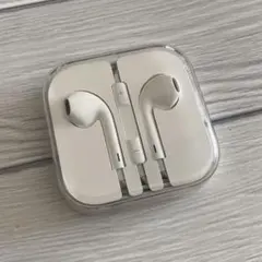 新品 Apple純正 EarPods 3.5 mmヘッドフォンプラグ