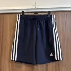 adidas ネイビー ハーフパンツ 3本ライン　サッカー