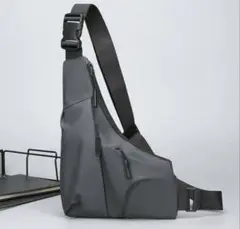 グレー ショルダーバッグ スリムデザイン