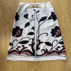 スカート　アーモワールカプリスのサムネイル