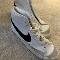 Nike ハイカットスニーカー ホワイト/ブラック