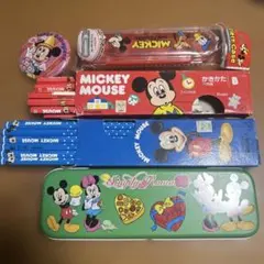 レトロなミッキーマウスの文房具　５点
