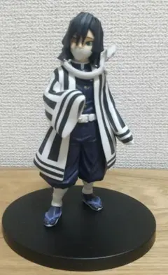 ☆鬼滅の刃☆ 伊黒小芭内 フィギュア　プライズ品
