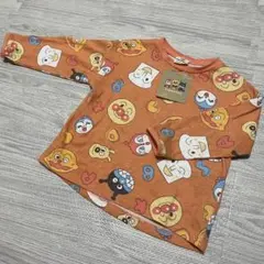 アンパンマン　長袖　ロングtシャツ　総柄シャツ　ハロウィンアンパンマン