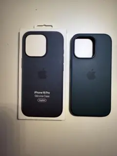 iPhone16pro用　Apple純正シリコンケース　レイクグリーン