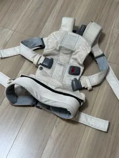 ベビービョルン　BABYBJÖRN 抱っこひも　ONE KAI Air