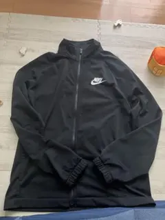 ナイロンジャケット nike