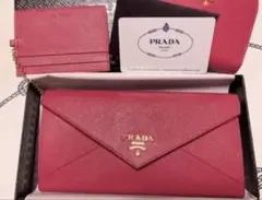 新品 プラダ★レター エンベロープ型★パスケース付★長財布：ピオニア・ピンク