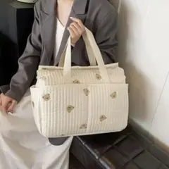 イブルボストンバック マザーズバッグ ヌビバッグ ホワイトキルト くま 軽量