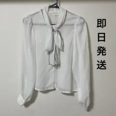 美品 ナイスクラップ ボウタイブラウス 即日発送 期間限定価格