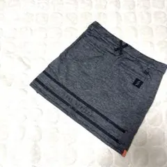 adidas アディダス　ストライプ ゴルフスカート