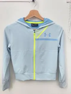 【美品】130/アンダーアーマー ジップアップパーカー キッズ 水色