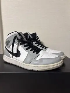 Nike Air Jordan 1 MID Light Smoke Gray